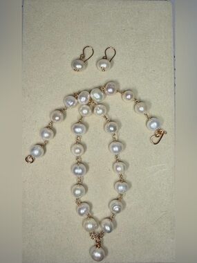 Classic White Pearl Necklace and Earrings Set - Freshwater Pearls on Brass